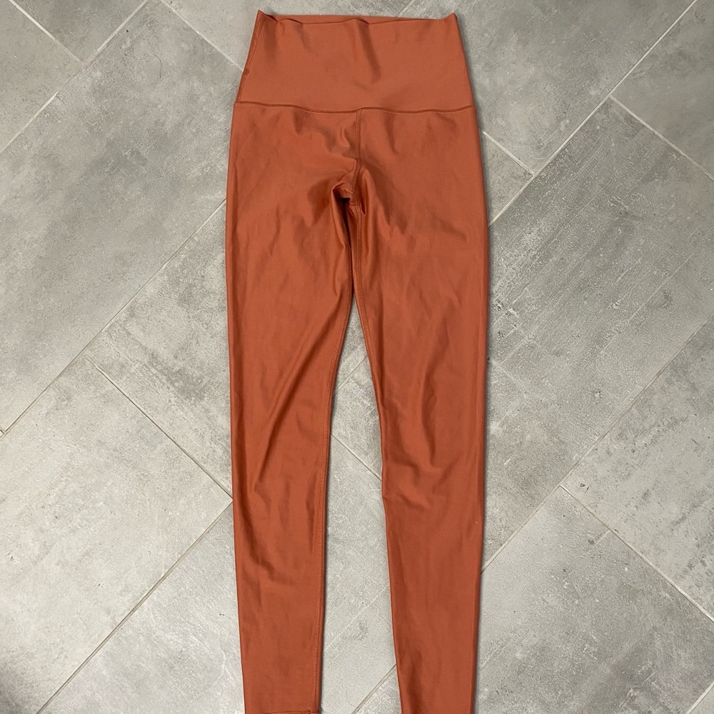 Aeries offline shine legging
